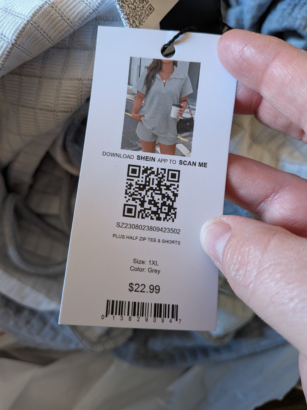 2 Piece Set 1XL SHEIN Grey Quilted Half-Zip Polo Top & Shorts!